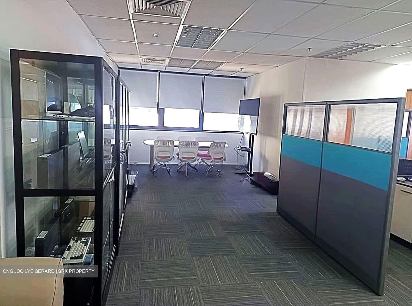 Og Albert Complex (D7), Office #567758101